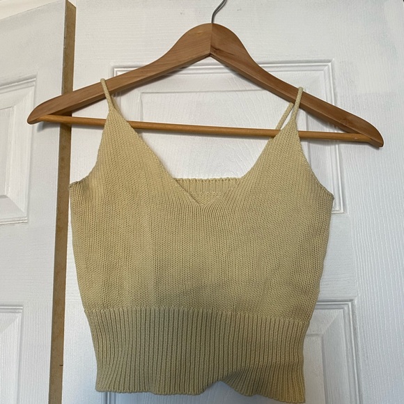 Brandy Melville Luna Knit Yellow Tank - Picture 2 of 2